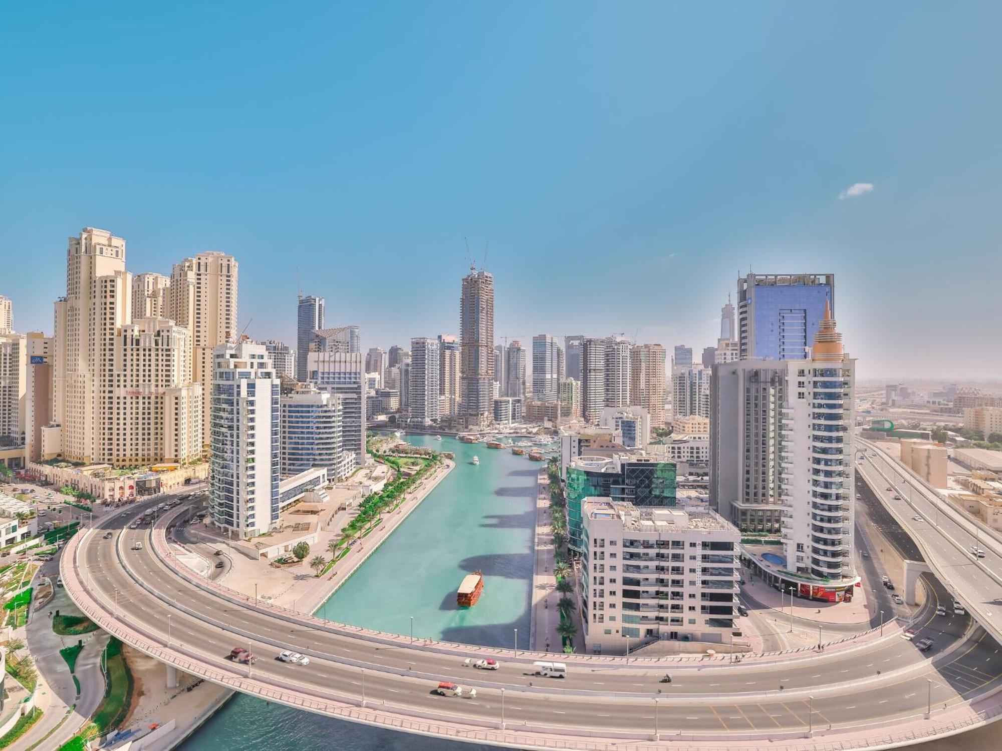 Luxurious Apartments Dubai Marina Views Pool Gym By Sojo Stay Exterior foto