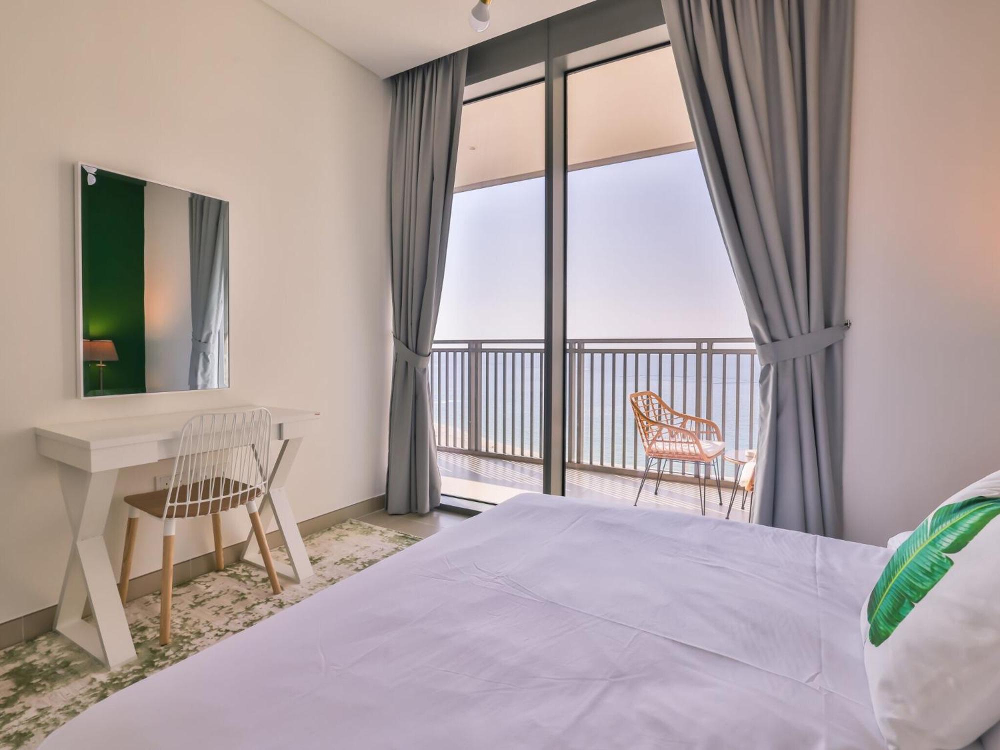 Luxurious Apartments Dubai Marina Views Pool Gym By Sojo Stay Exterior foto